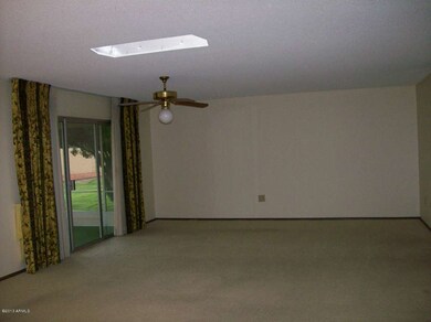 18221 N 99th Dr, Sun City, AZ 85373 - photo 4