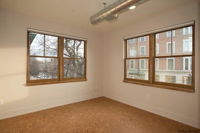 423 Madison Ave unit 1, Albany, NY 12210 - photo 5