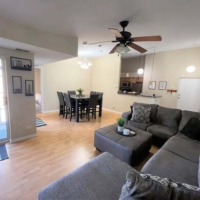 unlisted-address, Carol Stream, IL 60188 - photo 2