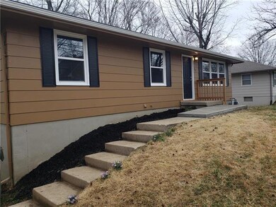 801 W Main St, Odessa, MO 64076 - photo 4