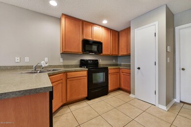 10624 Academy Park Dr, Jacksonville, FL 32218 - photo 6