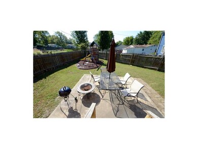 307 W Spring St, Spring Hill, KS 66083 - photo 3