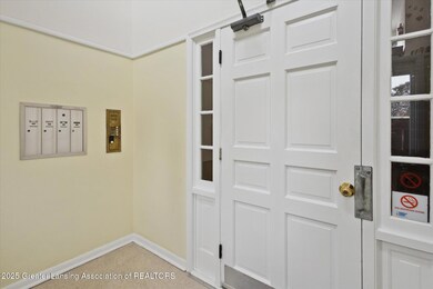36-3333-Moores-River-Dr-Lansing-MI-48911