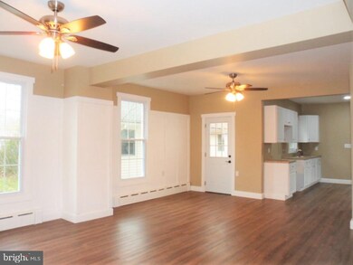 203 W Main St, New Bloomfield, PA 17068 - photo 6