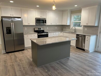 119 E Debbie Ln, Statesville, NC 28625 - photo 6