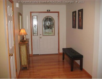 458 Pebble Creek Dr, Fraziers Bottom, WV 25082 - photo 7