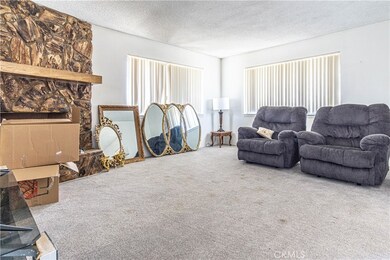 14294 Apple Creek Dr, Victorville, CA 92395 - photo 3