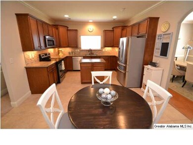 Kitchen. Granite Counter Tops, Tile BlackSplash, U