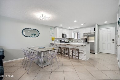 237 St Katherine Dr-010