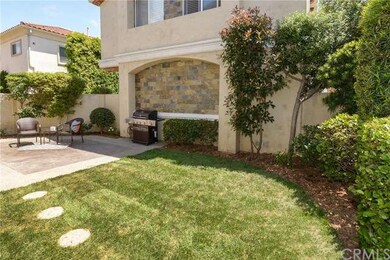 Spacious Yard