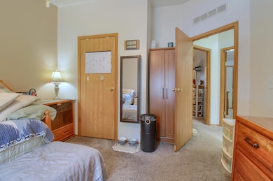 2nd-Bedroom-2nd-View (6)