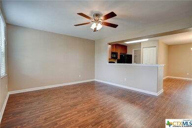 422 Shady Ln, San Marcos, TX 78666 - photo 6