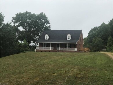 3338 Keyauwee Ridge Rd, Asheboro, NC 27205 - photo 2