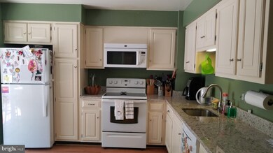 659 N Armistead St, Alexandria, VA 22312 - photo 3