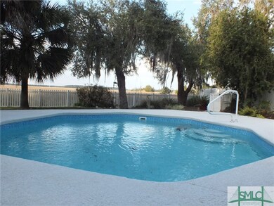 Can you see yourself relaxing in the pool with pan