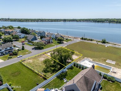 31 Vernon Ave, Neptune Township, NJ 07753 - photo 2