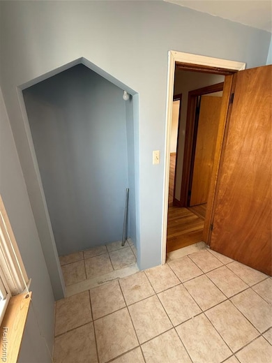 1790 Oak St unit 1, Wyandotte, MI 48192 - photo 7