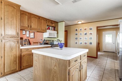 Spacious Island Kitchen