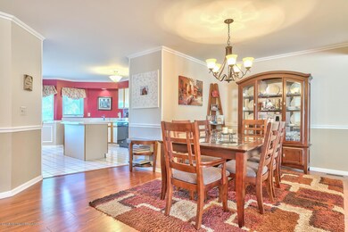 332 Scarlet Ct Toms River NJ-large-003-D