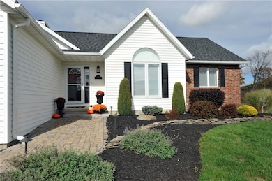 10 Lexington Run, Horseheads, NY 14845 - photo 2