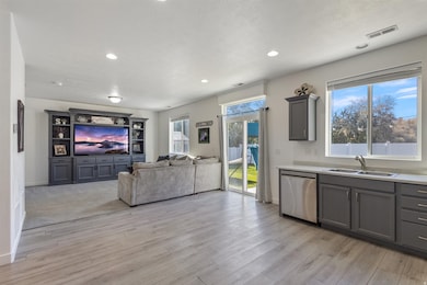 412 S 390 W, American Fork, UT 84003 - photo 6