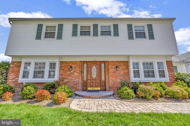 13160 Madonna Ln, Fairfax, VA 22033 - photo 6