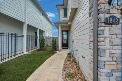 1642 Ryon Falls Dr, Richmond, TX 77469 - photo 4