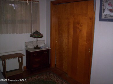 9 Laurel Dr, Dallas, PA 18612 - photo 5