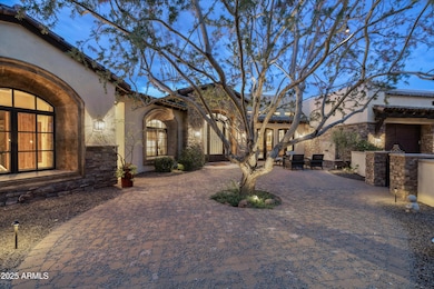 02-6102 E Sage Dr (2 of 87)