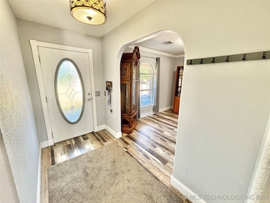 1801 E Willow Dr, Stigler, OK 74462 - photo 4