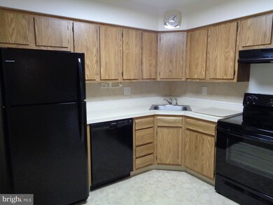 16 Camelot Place unit H4, Sewell, NJ 08080 - photo 6