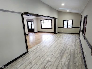 4601 E Sprague Rd, Independence, OH 44131 - photo 7