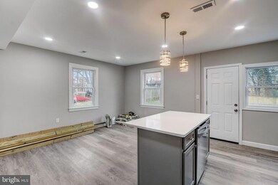 4922 Greenspring Ave, Baltimore, MD 21209 - photo 7