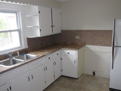 319 Highland View Dr, Knoxville, TN 37920 - photo 6