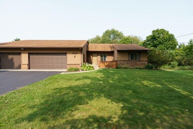 9262 Stadium Dr unit 9264, Kalamazoo, MI 49009 - photo 4