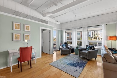 2951 Baltic Ave unit 208, Virginia Beach, VA 23451 - photo 5