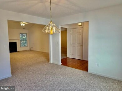 23176 Heatherwood Ln, California, MD 20619 - photo 4