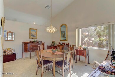 Dining Area (1)