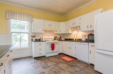 198 Main St, Freeport, ME 04032 - photo 5