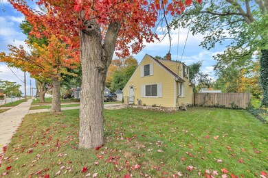 793 E 8th St, Holland, MI 49423 - photo 3