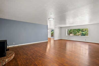 1782EvonCir-005