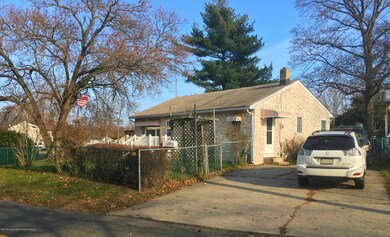 Front/Driveway