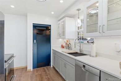 13935 Rutland St, Detroit, MI 48227 - photo 7