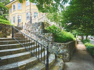 18 Atherton Rd unit G, Brookline, MA 02446 - photo 2