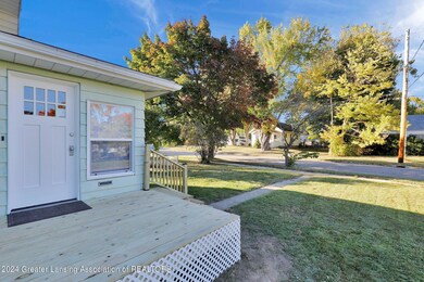 574 Tisdale Ave, Lansing, MI 48910 - photo 3