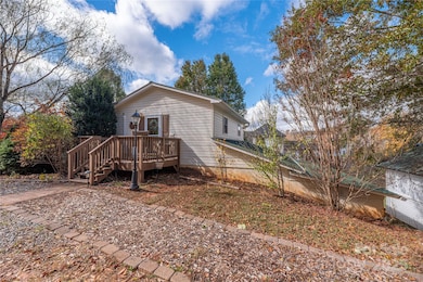 223 Davidson Rd, Swannanoa, NC 28778 - photo 3