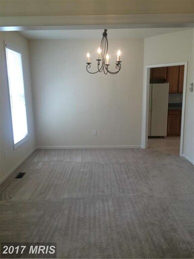 10210 Stagecoach Dr, Hagerstown, MD 21740 - photo 5