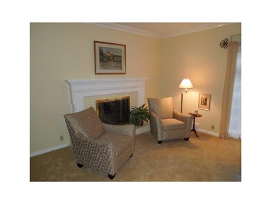 2207 Linden Dr SE, Cedar Rapids, IA 52403 - photo 5