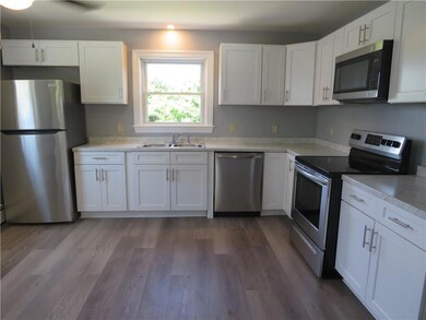 51 Carriere Ave, Woonsocket, RI 02895 - photo 5