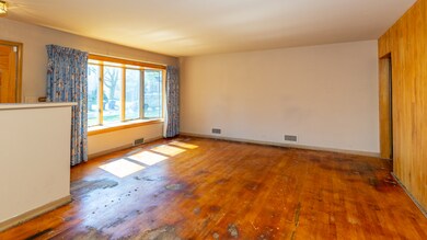 1550 Oakwood Ave, Des Plaines, IL 60016 - photo 6